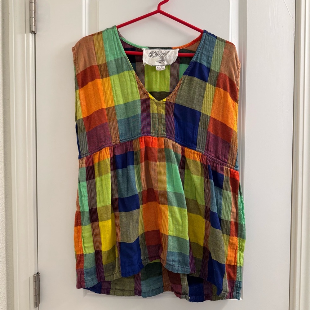 Ace & Jig pia top whirlwind. Size L. Beautiful rainbow check/plaid. Like new.